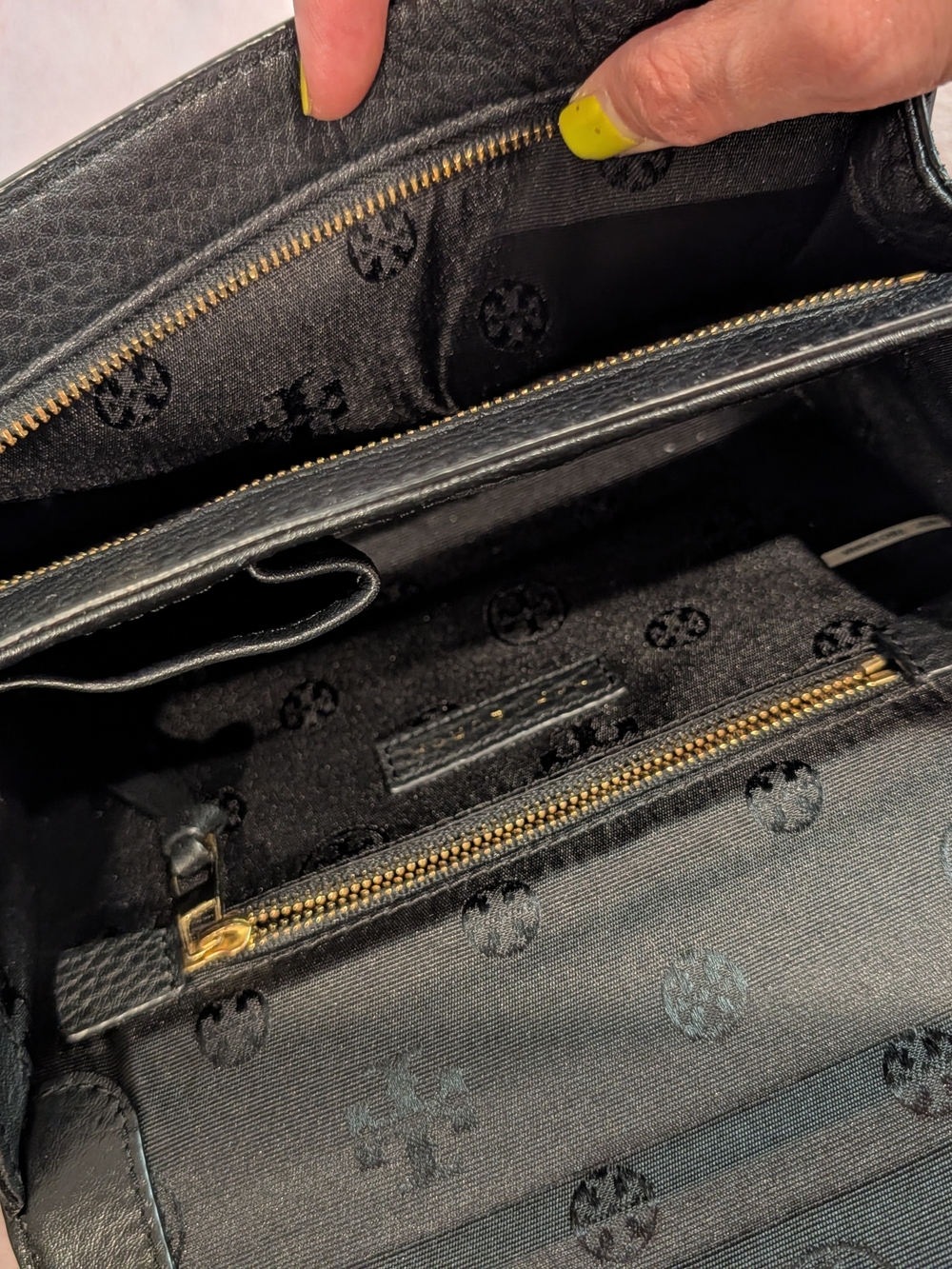 Tory Burch Crossbody Bag - Picture 10 of 11